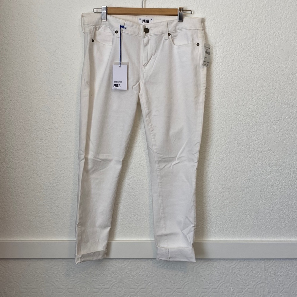 Paige Woman’s white cropped jeans